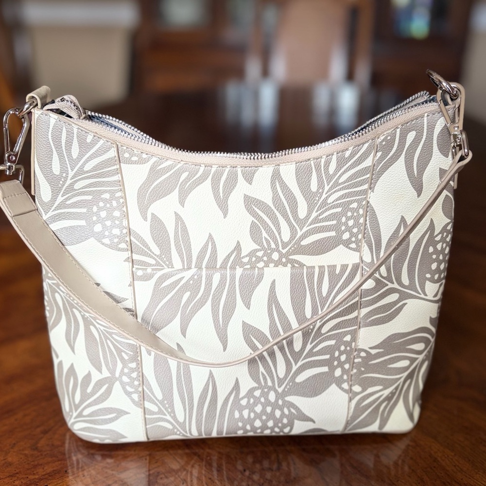 NWT Happy Wahine Tropical Hobo Bag - Picture 4 of 9